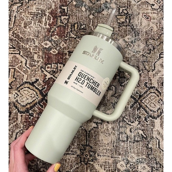 Stanley 40 oz Tumbler Hearth And Hand Magnolia *LIMITED EDITION* Serene Green